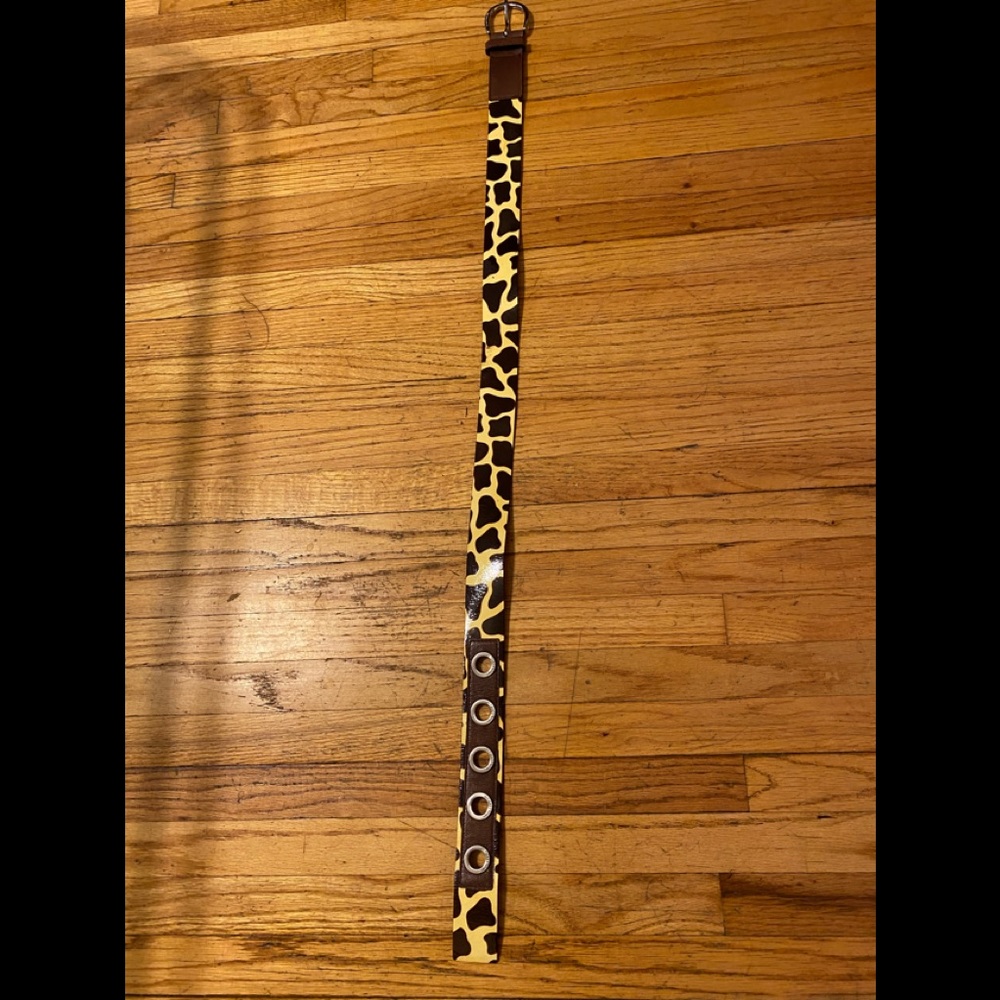 Michael Kors new belt size SM